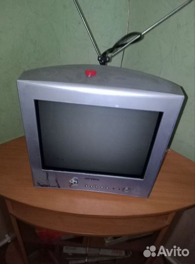 Маленький телевизор