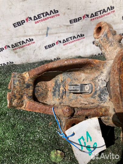 Кулак поворотный передний левый Ford Mondeo седан