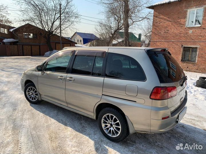 Nissan Liberty 2.0 CVT, 2003, 266 253 км
