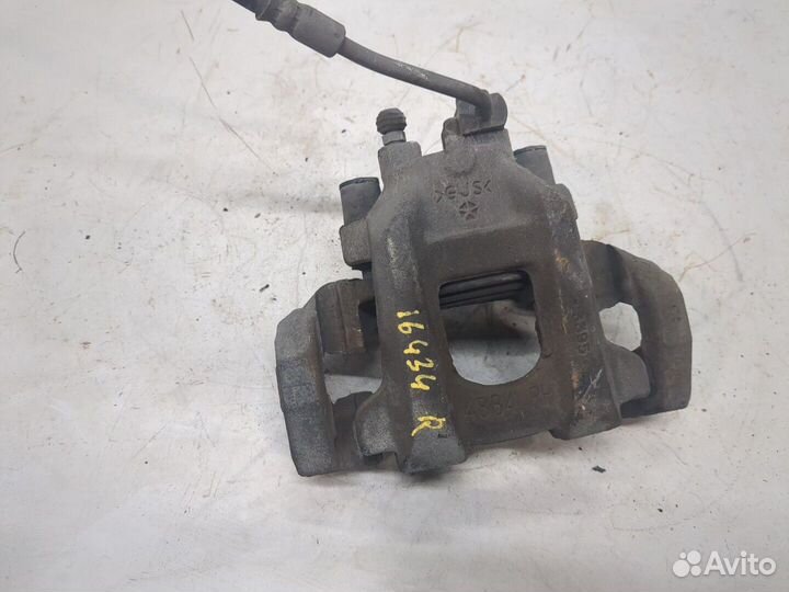 Суппорт Dodge Durango, 2015