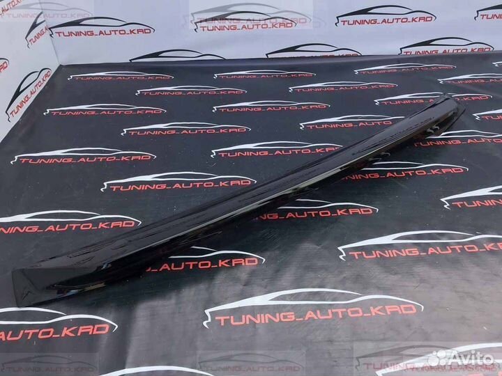 Спойлер Toyota Land Cruiser 200 P0655