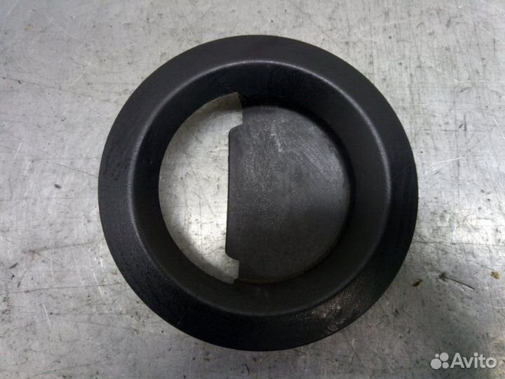 Накладка ручки внутренней задняя левая Dodge Nitro