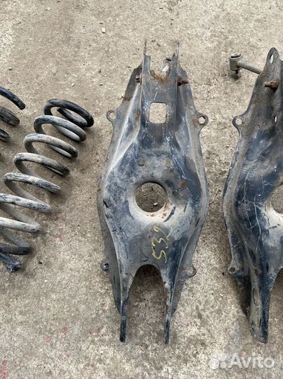 Задний рычаг Mercedes w212 e-klass Мерседес Е212