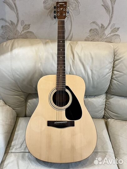 Акустическая гитара Yamaha f310