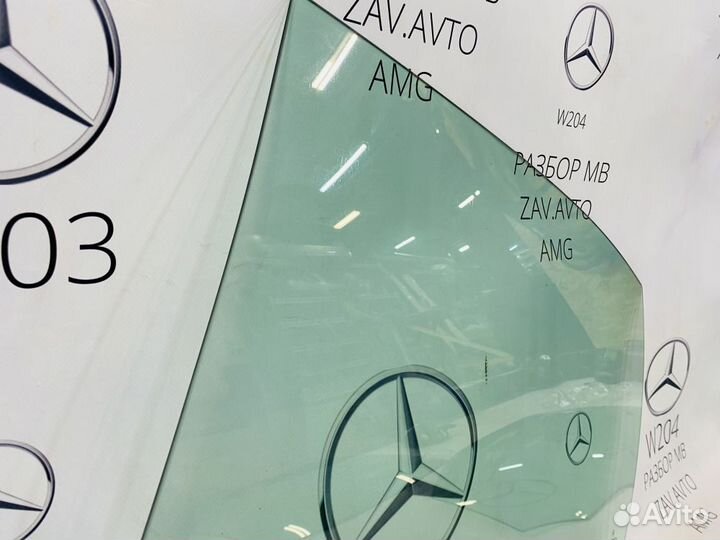 Стекло задней левой двери Mercedes W204