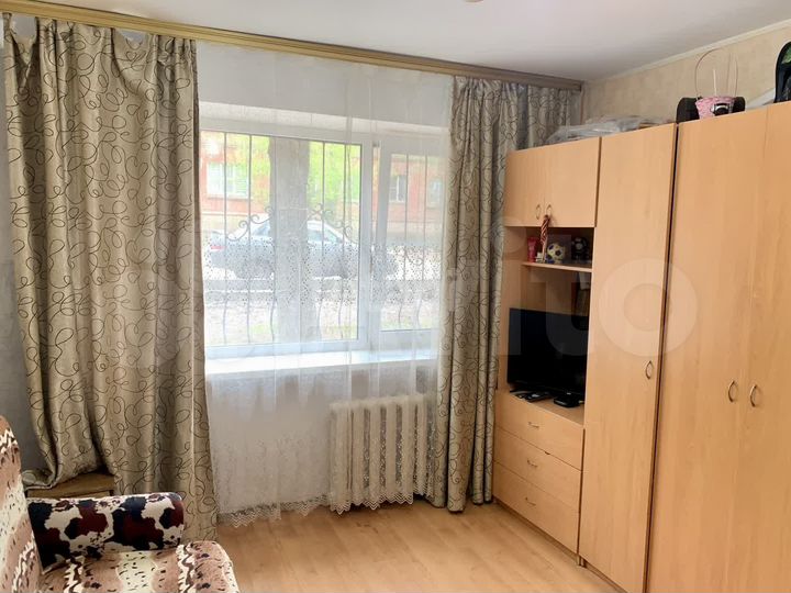 Комната 33 м² в 1-к., 1/5 эт.