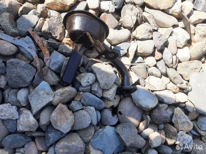 Маслозаборник на Мазда Кседос 9,Миления