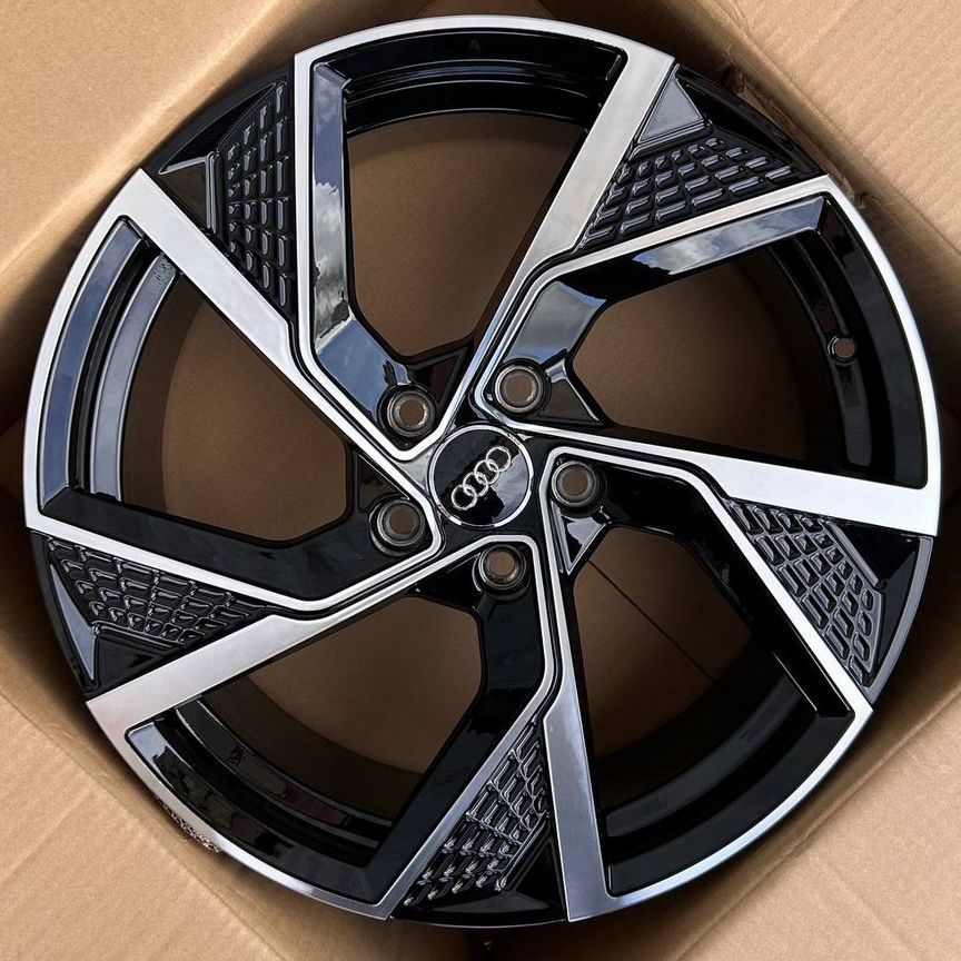 Литые диски Audi 8.5×R19 5×112