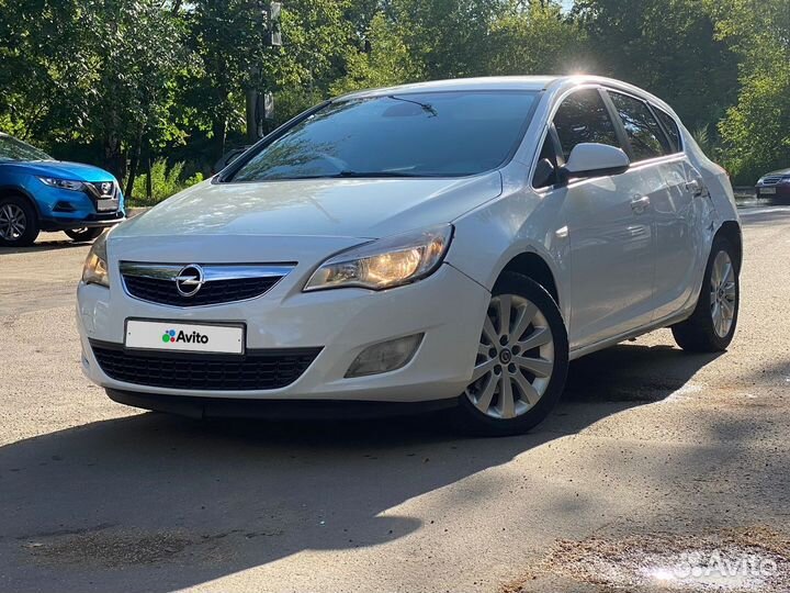 Opel Astra 1.6 AT, 2010, 190 000 км