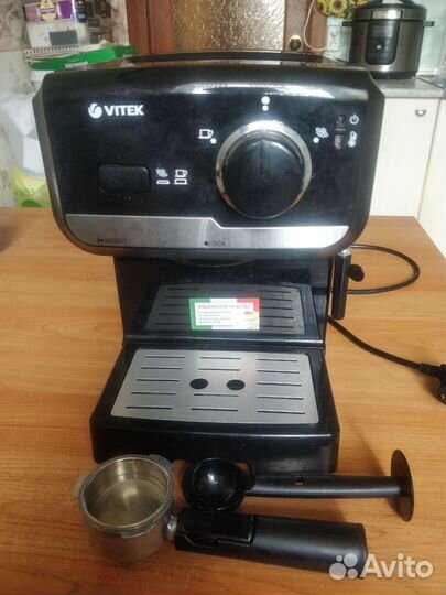 Кофемашина vitek VT 1502bk
