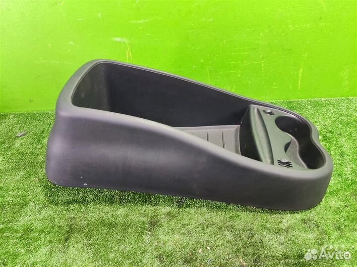 Консоль центральная (без подлокотника) Renault Sc