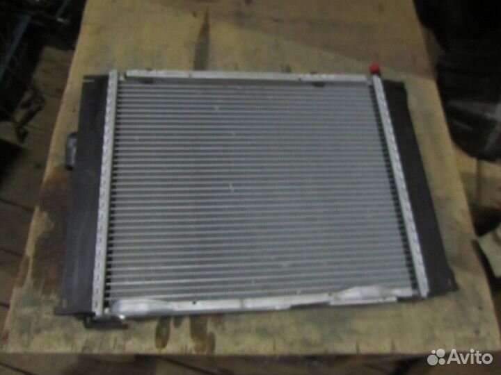 Радиаторохлаждение двигателя behr 8MK376711361