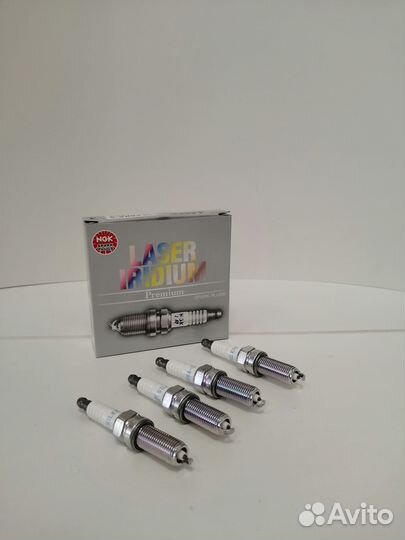 Свечи зажигания иридиевые NGK silkr8AS