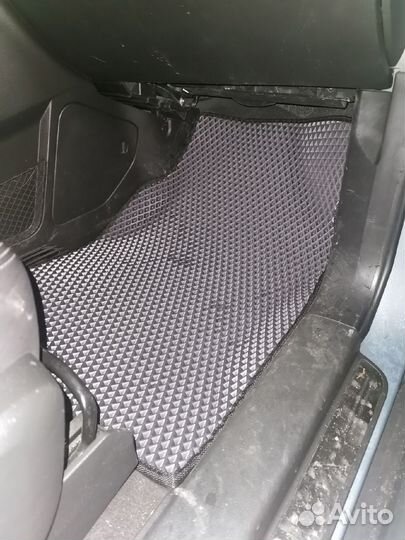 Автоковрики EVA Volkswagen Transporter T6 Ева