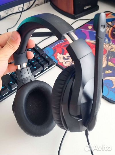 Игровые наушники HyperX cloud stinger S