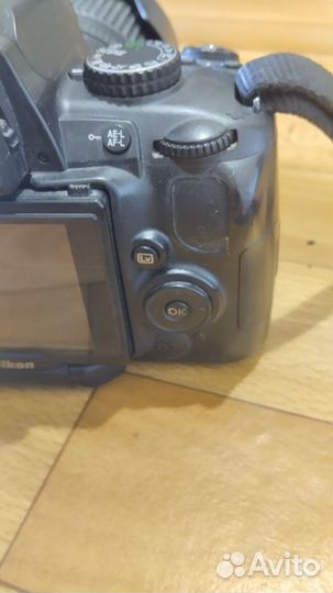 Зеркальный фотоаппарат Nikon D5000 в объективом