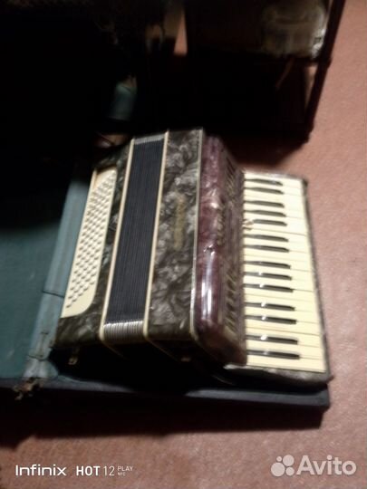 Аккордеон Аккорд 34