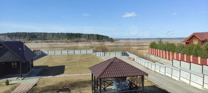 Дом 240 м² на участке 39 сот.