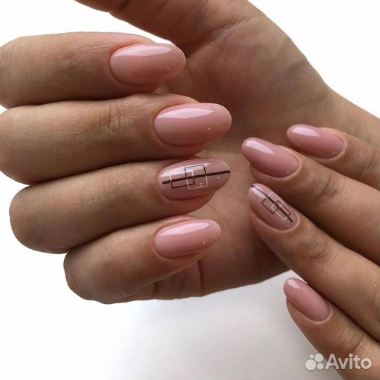 Маникюр на дому