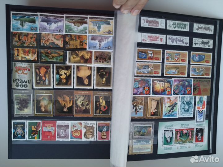 Альбом с марками СССР и России. 32 листа