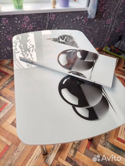 Стол обеденный бу