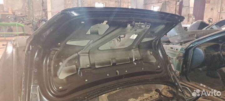 Крышка багажника Volvo S80