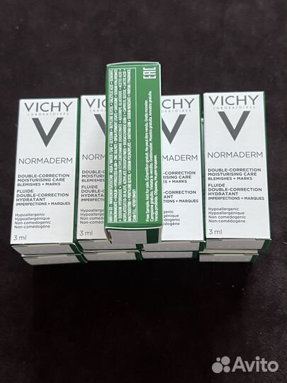 Vichy Normaderm Корректирующий крем-флюид для лица