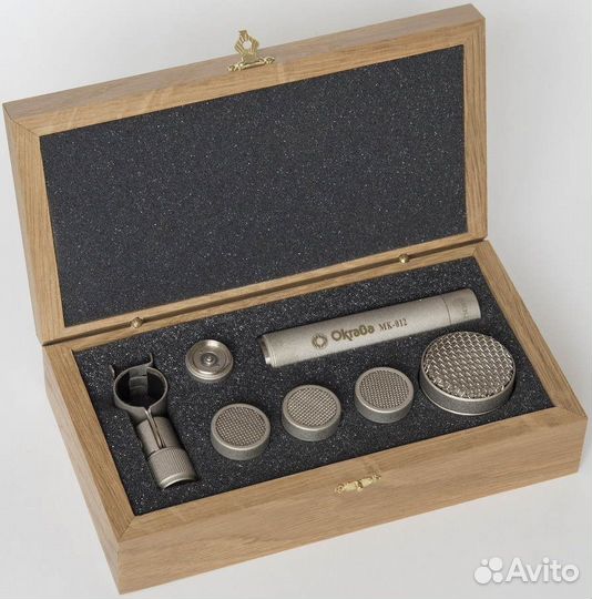 Микрофон Октава мк-012-20 (никель, в деревянном футляре)