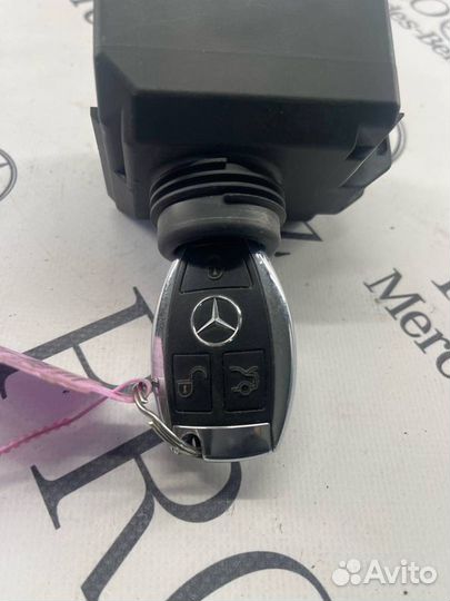 Замок зажигания Mercedes-Benz E-Класс A2129056601