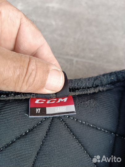 Нагрудник хоккейный детский