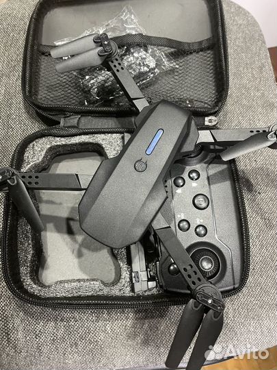 Квадрокоптер с камерой и поддержкой VR