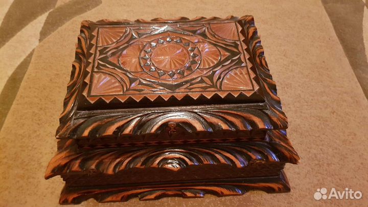 Шкатулка ручная работа.Торг уместен