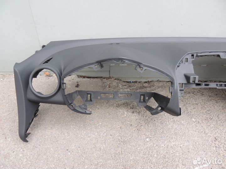 Торпедо Toyota RAV 4 ремонт торпедо перетяжка