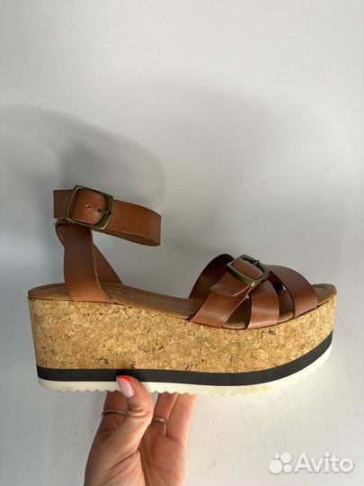 Босоножки кожаные Испания