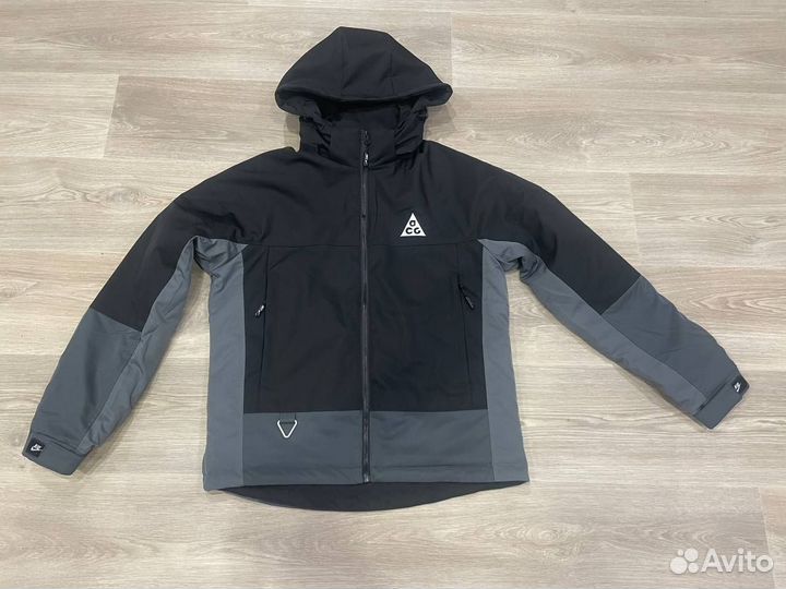 Ветровка nike acg