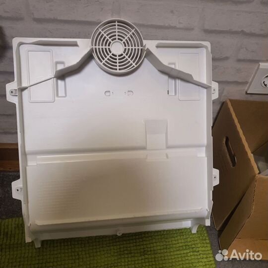 Панель морозилки холодильника liebherr CNesf 4003