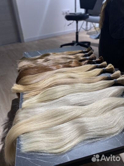 Модель на наращивание волос