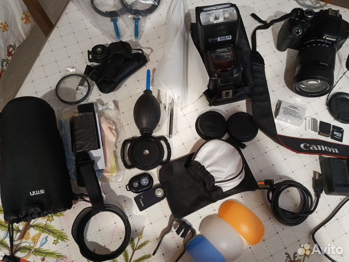 Цифровой фотоаппарат Canon 600D