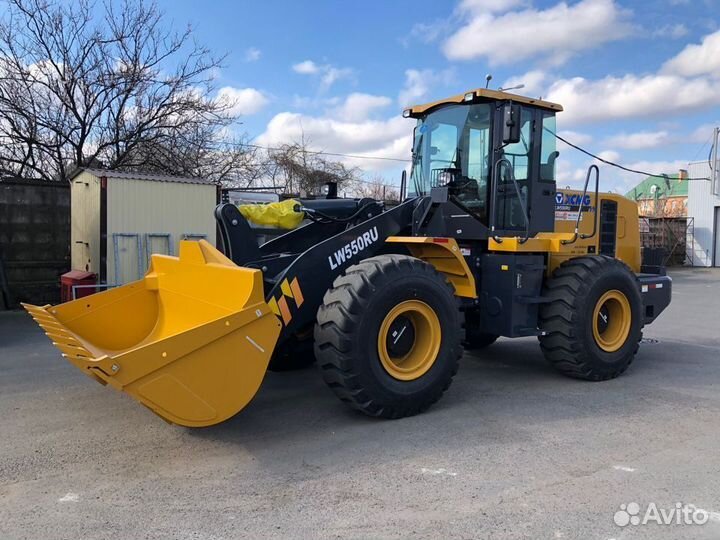 Фронтальный погрузчик XCMG LW550RU, 2023