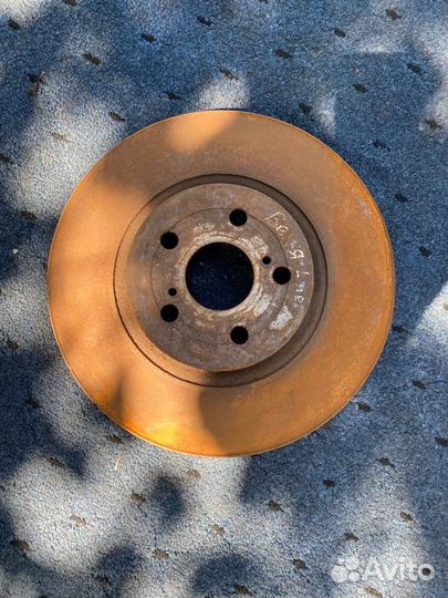 Toyota Avensis диск тормозной передний