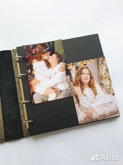 Семейный фотоальбом из дерева