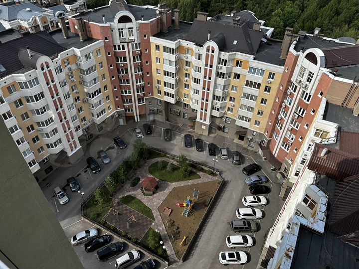 3-к. квартира, 112 м², 14/16 эт.