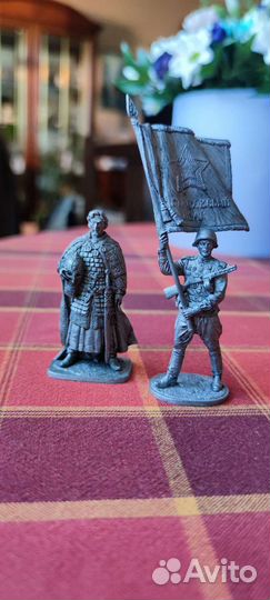 Солдатики оловянные
