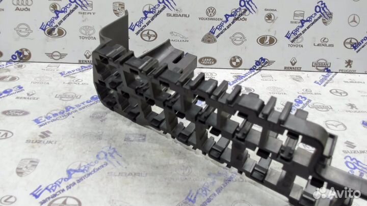 Блок предохранителей Volkswagen Passat B5 2000-200