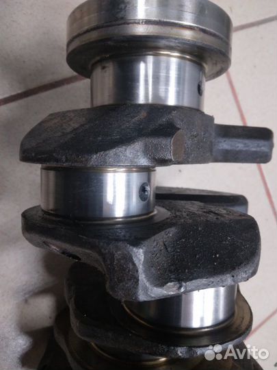 Коленвал Nissan Gloria HY34 VQ30DD