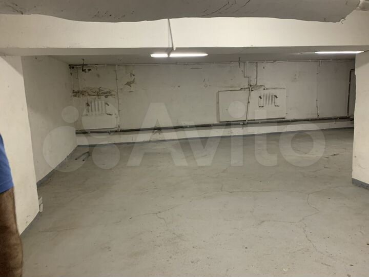 Помещение 587 м2. Цоколь. Склад, 131 м2