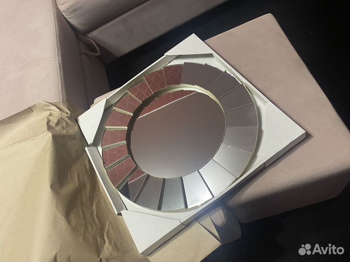 Зеркало декоративное