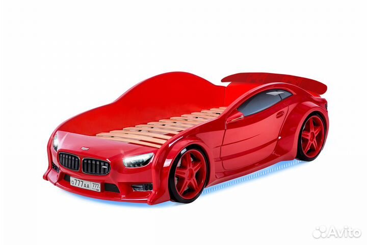 Детская кровать машина