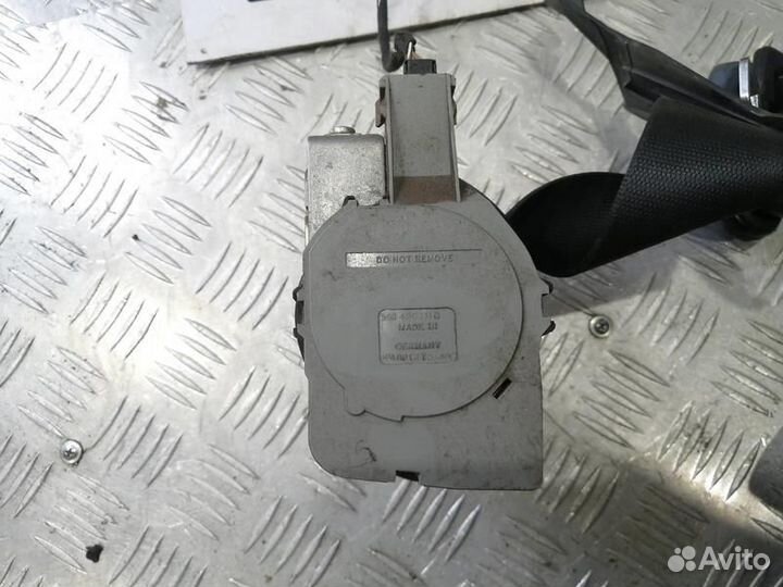 Ремень безопасности передний правый Mercedes W208