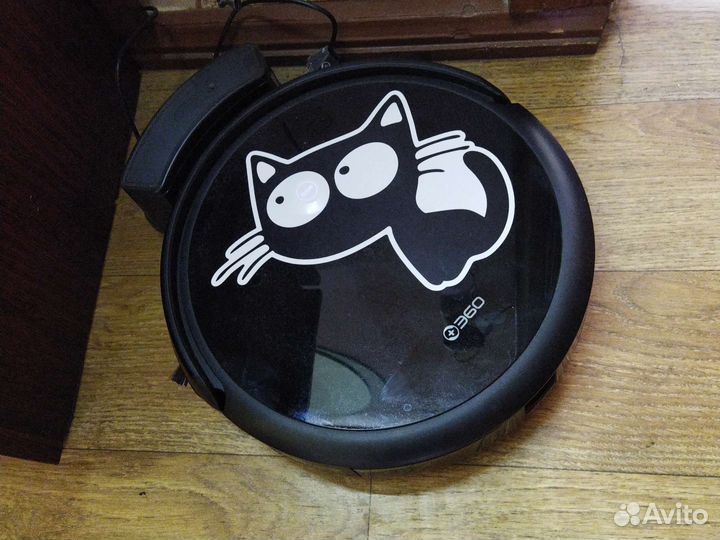 Робот пылесос